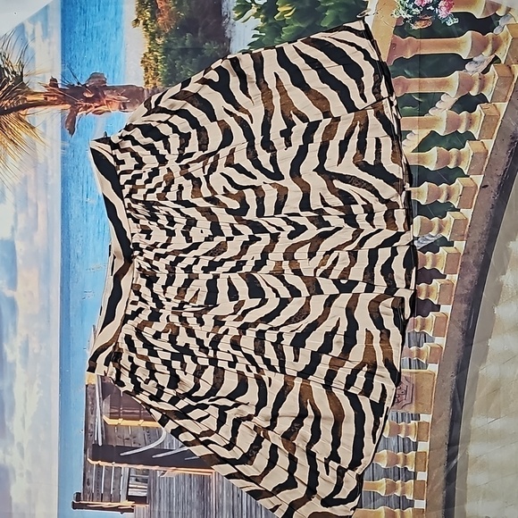 J. Crew Animal Satin Zebra Print Mini Skirt Size 6 NWT - Picture 2 of 8